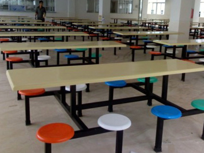 八人座圓椅餐桌案例